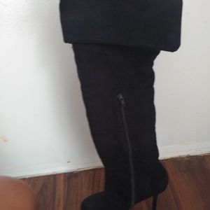 Black Boots